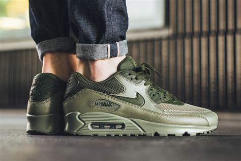 air max 90 olive green.